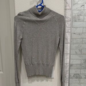 H&M Gray Women's Turtleneck Sweater